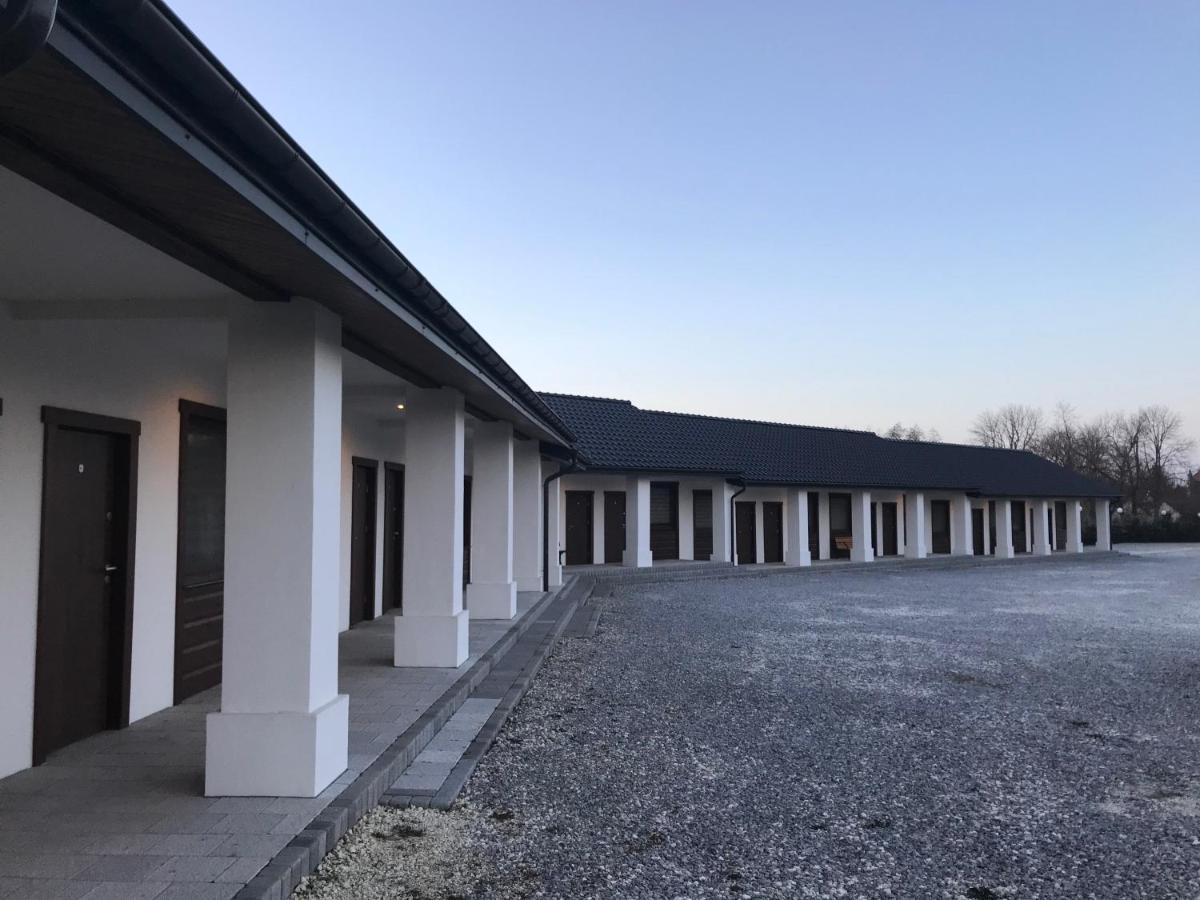 Gosciniec Krepa Hotell Lipsko Eksteriør bilde